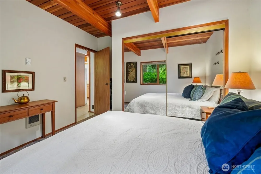 14025 96th Street Ct Anderson Island, WA 98303