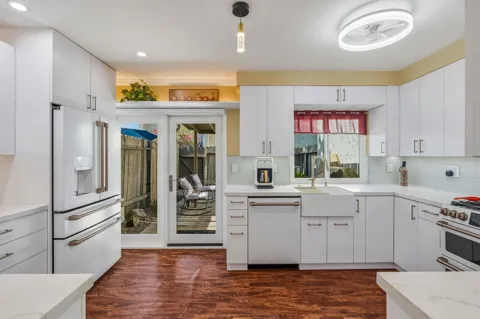 334 W Santa Elena Road