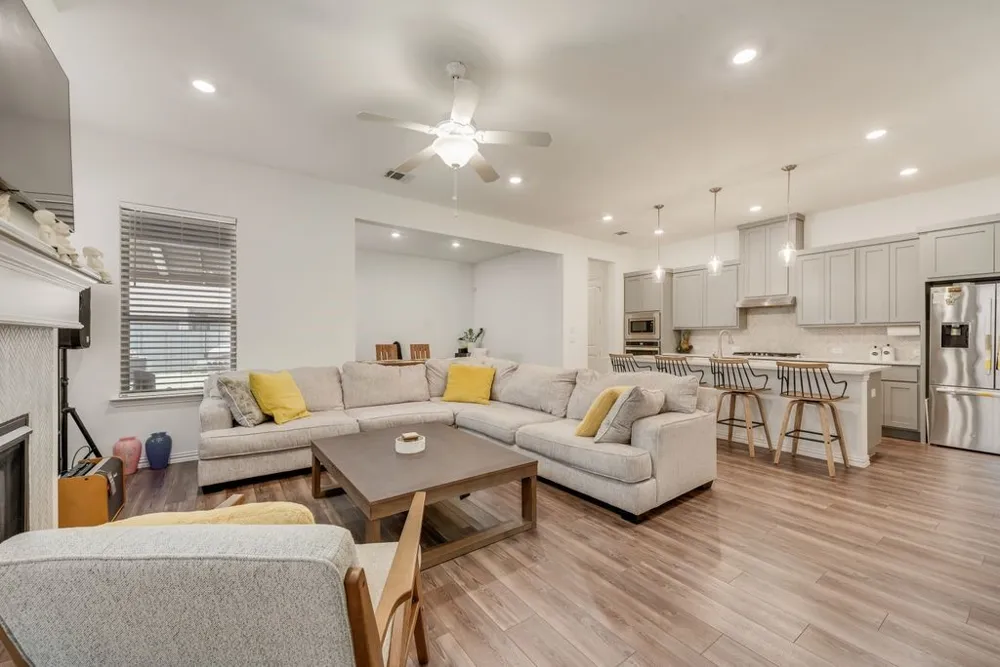 5411 Waterloo Drive Sachse, TX 75048