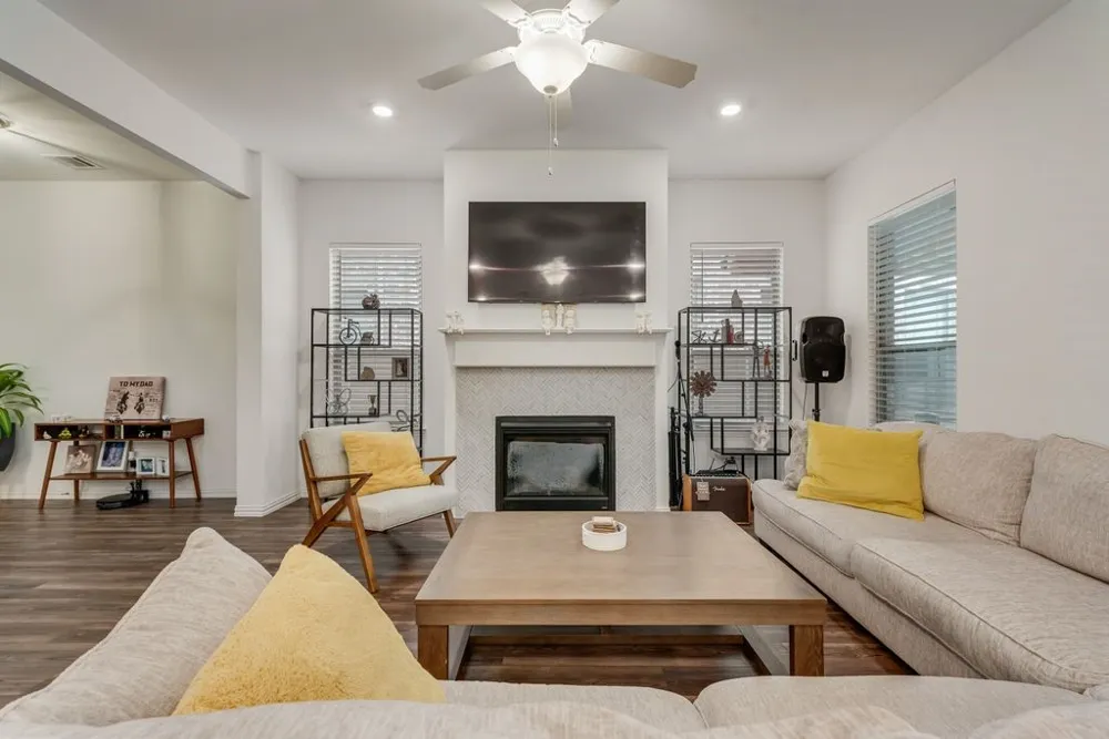 5411 Waterloo Drive Sachse, TX 75048