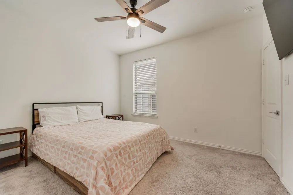 5411 Waterloo Drive Sachse, TX 75048