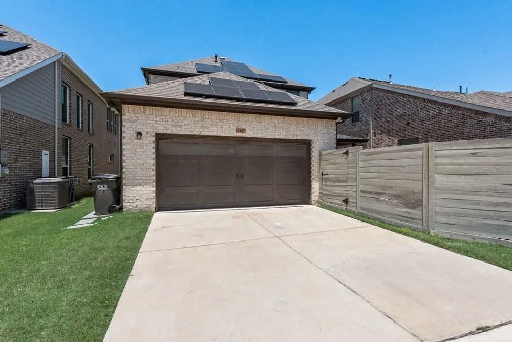 5411 Waterloo Drive Sachse, TX 75048