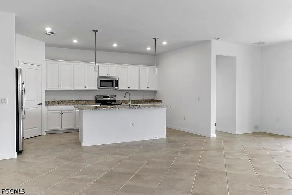Portico Boulevard Fort Myers, FL 33905