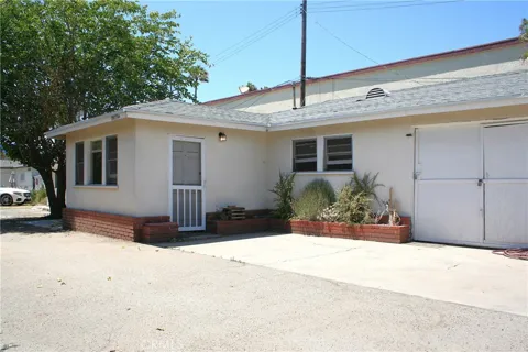 19154 BEACH BOULEVARD #B