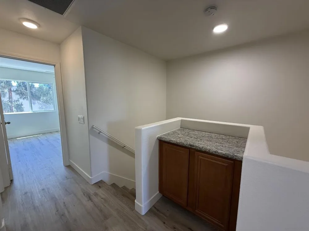 387 Connecticut El Cajon, CA 92020