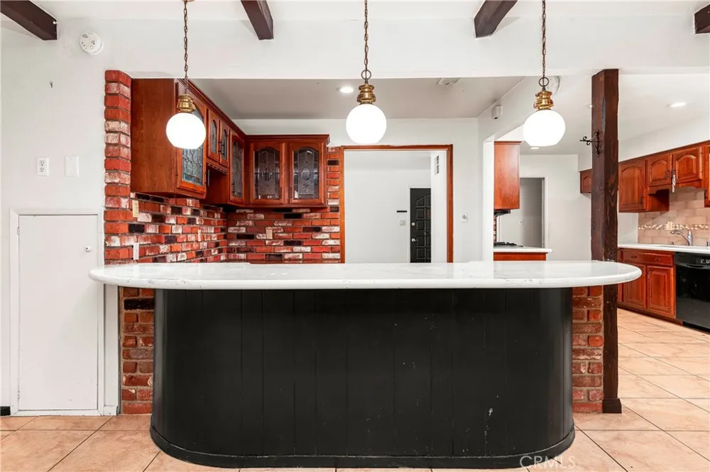 44516 15th W Lancaster, CA 93534