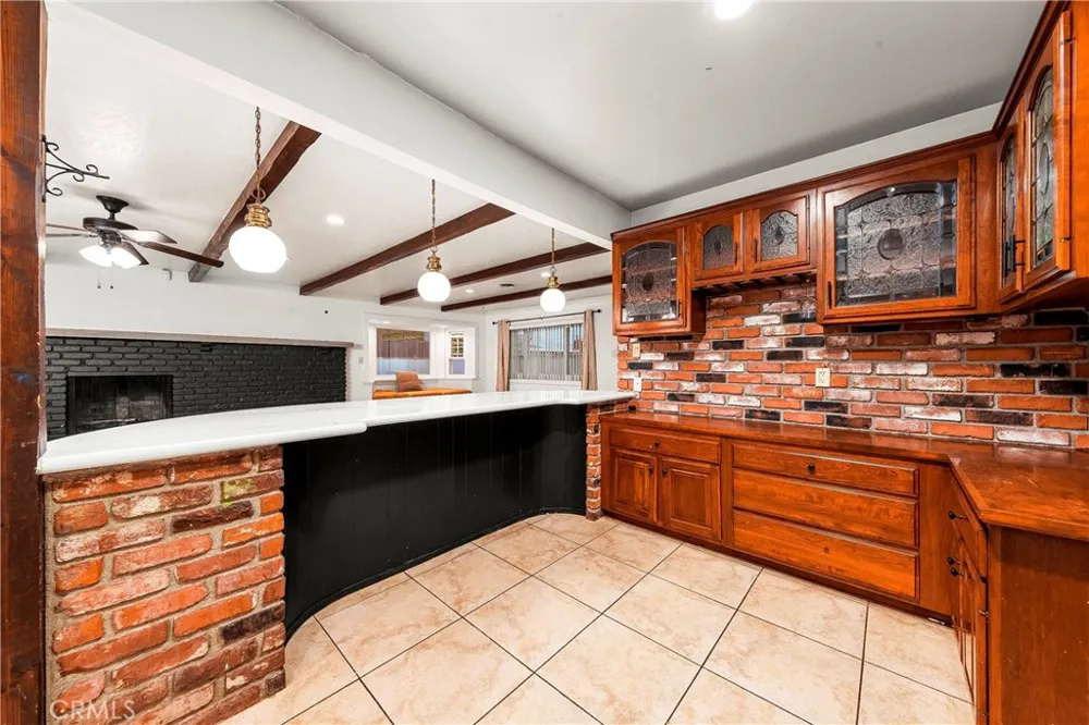44516 15th W Lancaster, CA 93534