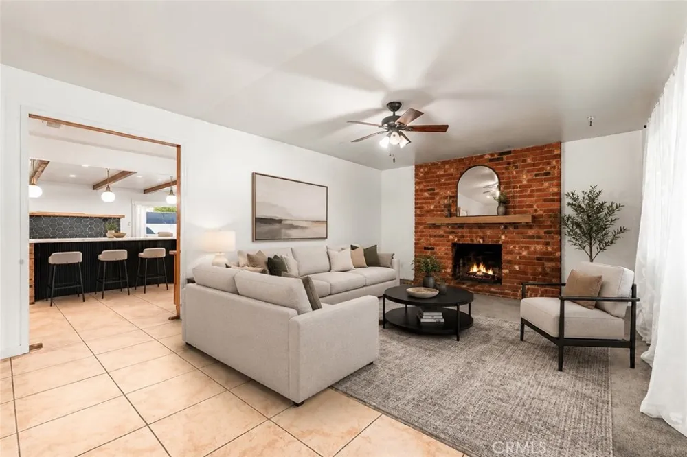 44516 15th W Lancaster, CA 93534