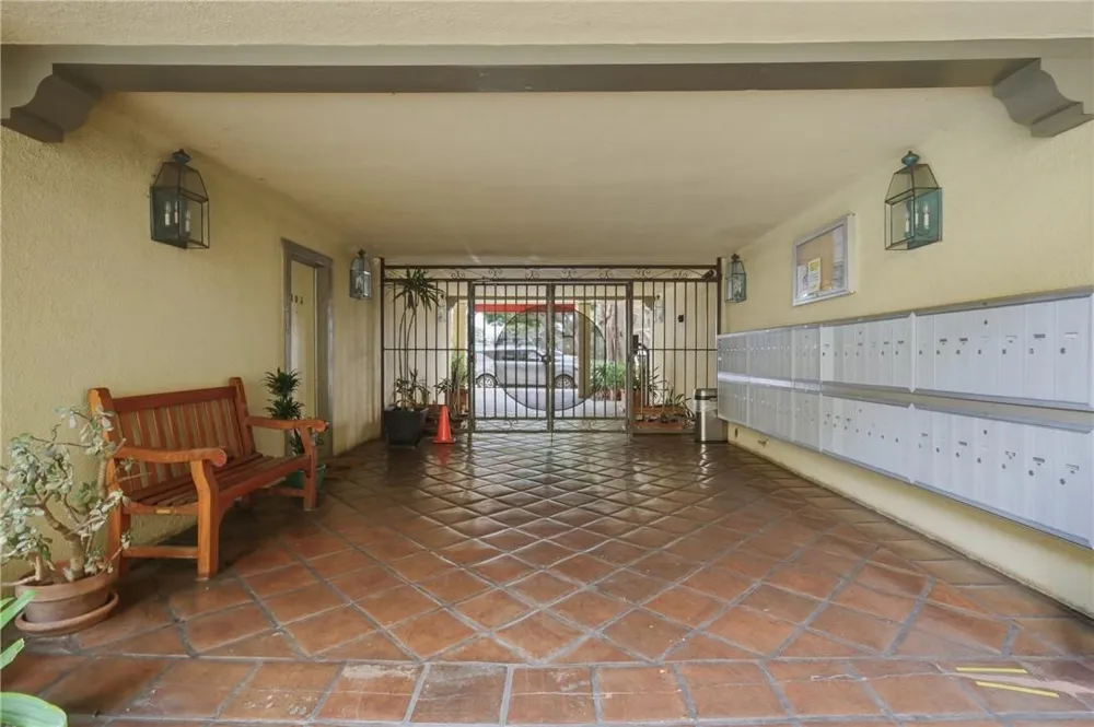 2311 4th Street #106 Santa Monica, CA 90405