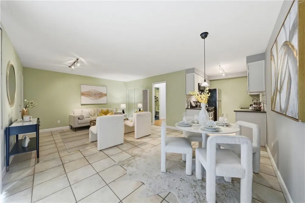 2311 4th Street #106 Santa Monica, CA 90405
