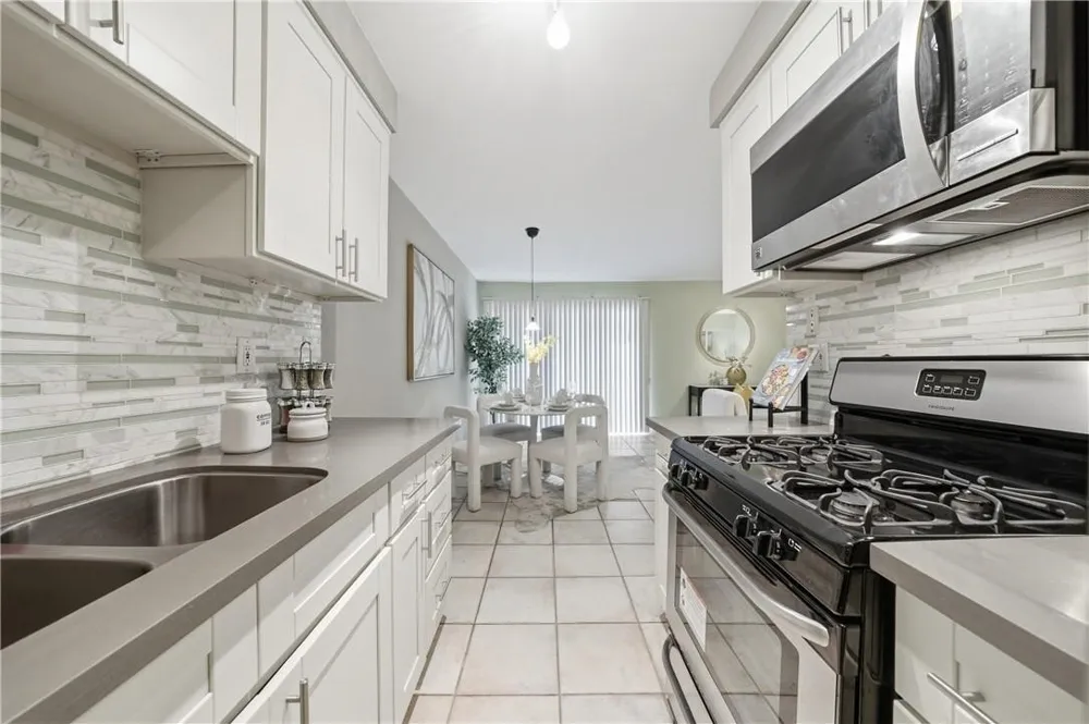 2311 4th Street #106 Santa Monica, CA 90405