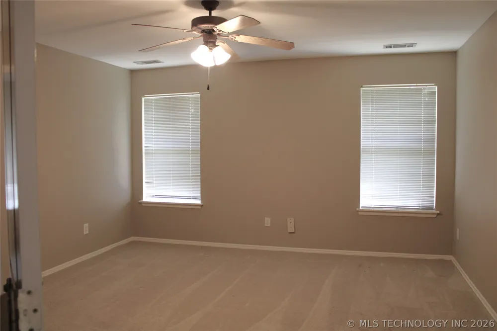 12007 S Cedar Avenue Jenks, OK 74037