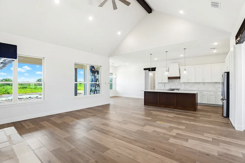 313 FARMHOUSE DRIVE Marion, TX 78124