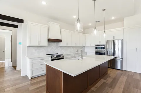 313 FARMHOUSE DRIVE