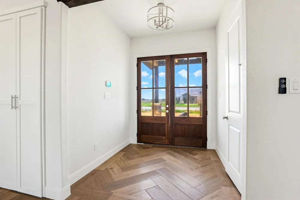 313 FARMHOUSE DRIVE Marion, TX 78124