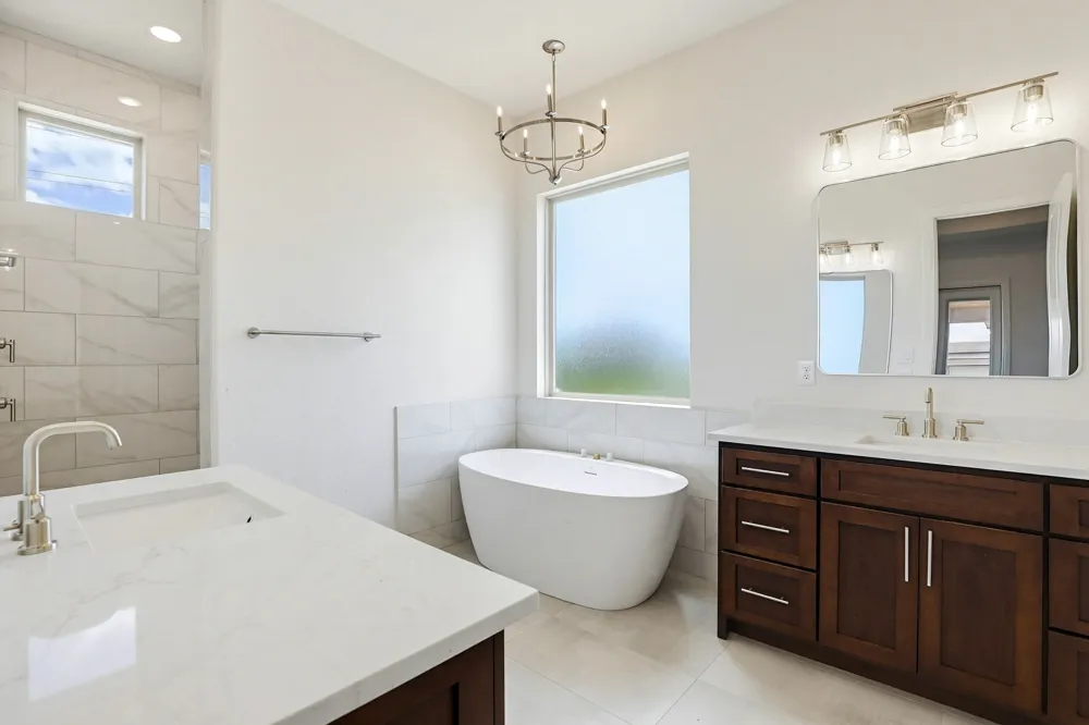 313 FARMHOUSE DRIVE Marion, TX 78124