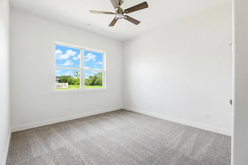 313 FARMHOUSE DRIVE Marion, TX 78124