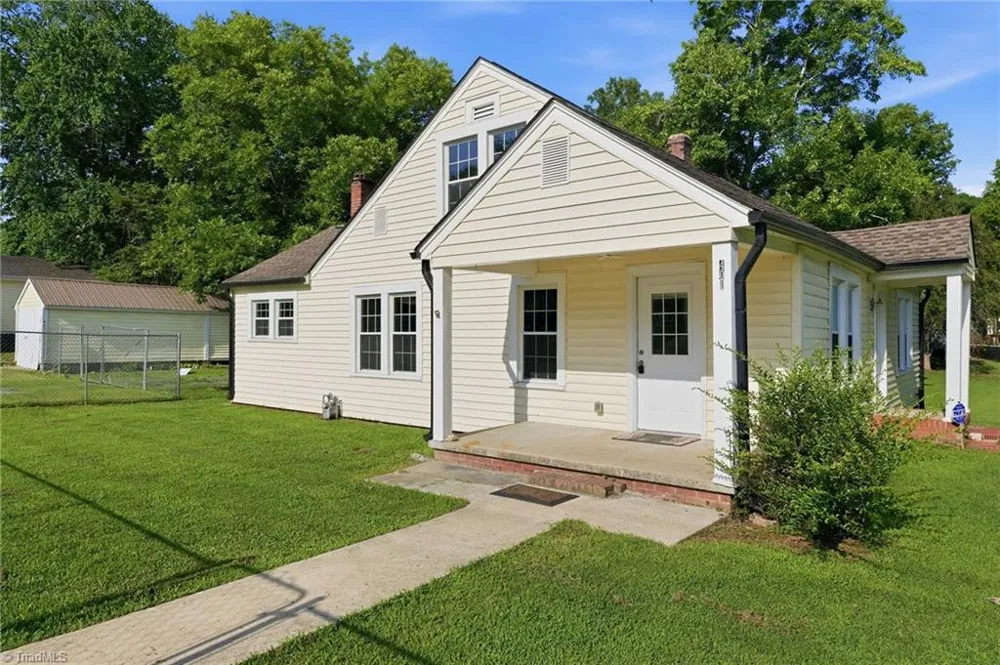 401 Sunset Drive Randleman, NC 27317