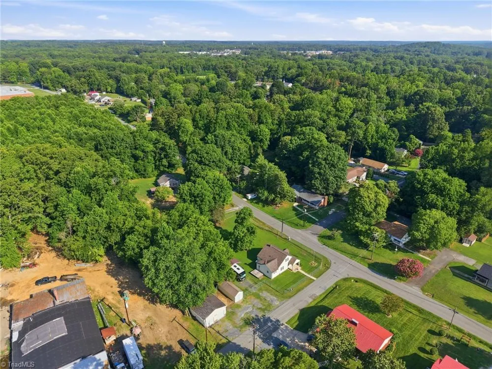 401 Sunset Drive Randleman, NC 27317