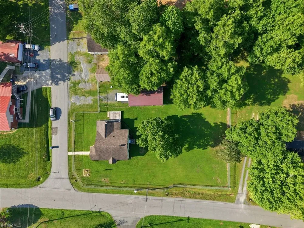 401 Sunset Drive Randleman, NC 27317