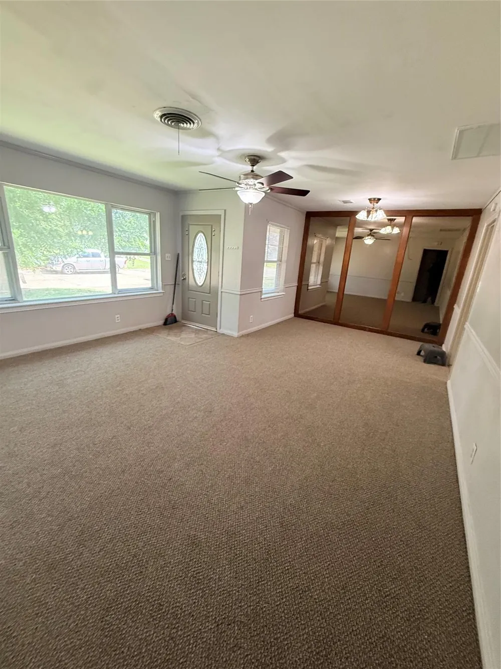 305 Wisteria Street Lake Jackson, TX 77566