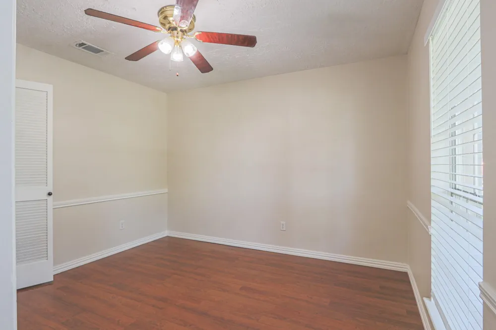 15222 Kelbrook Drive Houston, TX 77062
