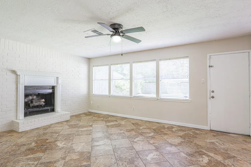 15222 Kelbrook Drive Houston, TX 77062