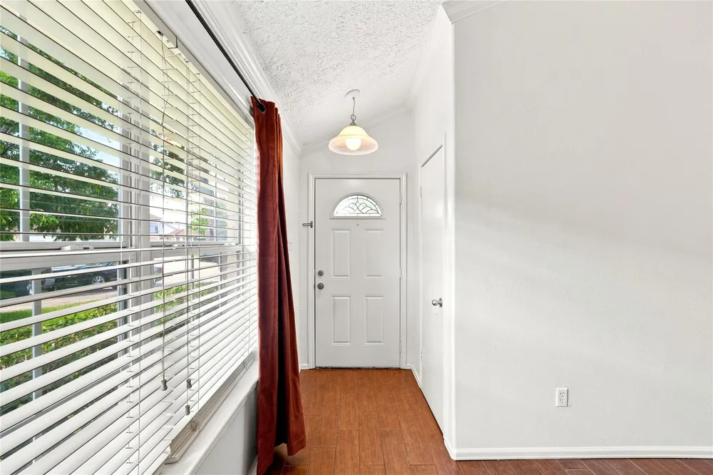 1414 Great Dover Circle Channelview, TX 77530