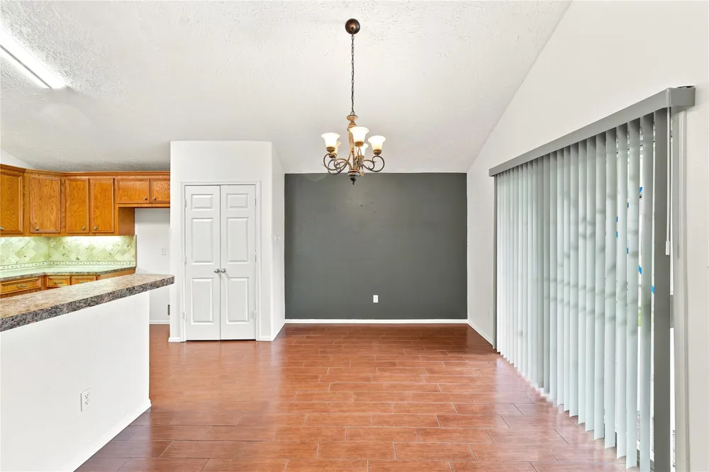 1414 Great Dover Circle Channelview, TX 77530