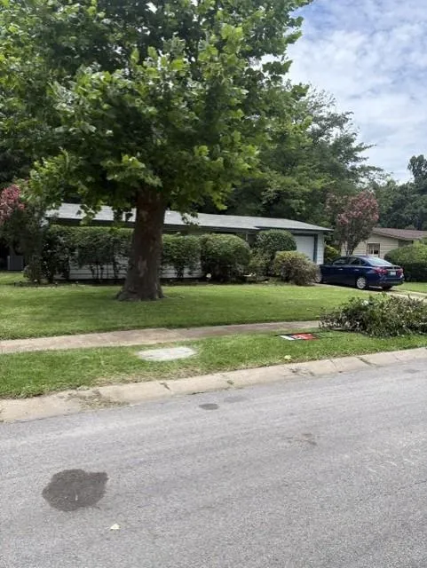 1513 Murray Drive Garland, TX 75042