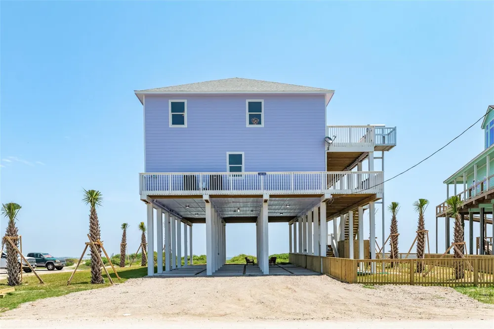 13030 Jolly Roger Freeport, TX 77541