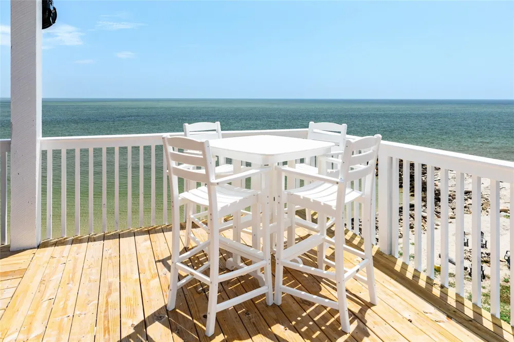 13030 Jolly Roger Freeport, TX 77541