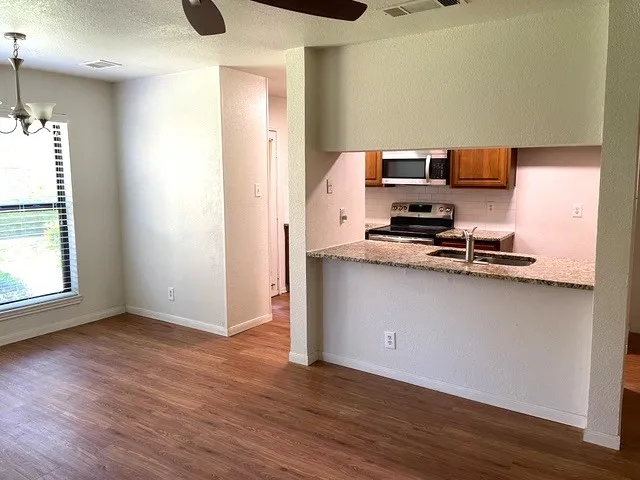 1109 Calico Lane #1810 Arlington, TX 76011