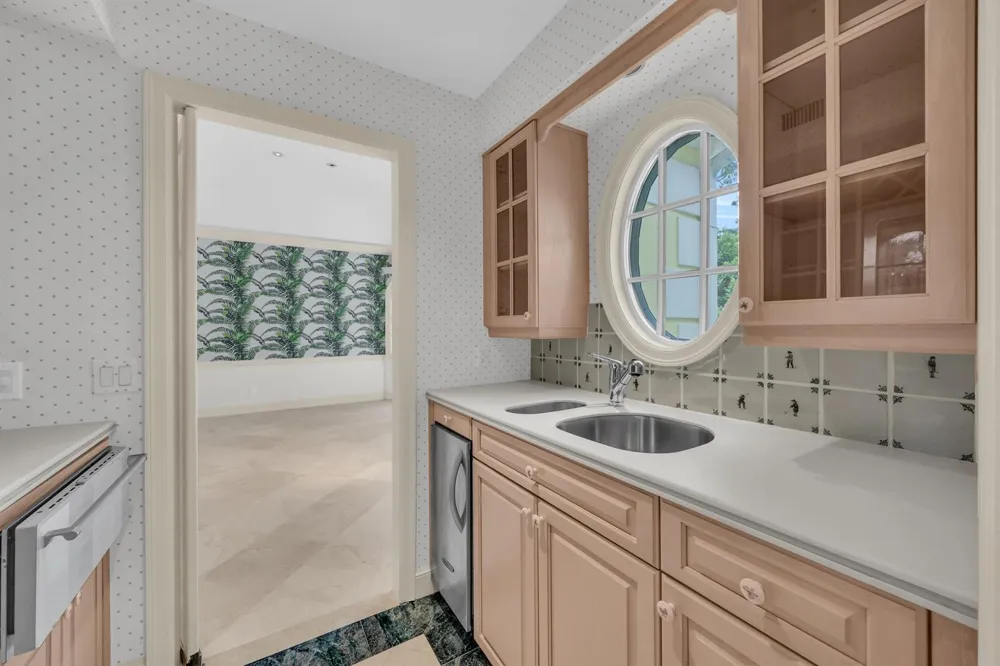 7107 SE Golfhouse Drive Hobe Sound, FL 33455