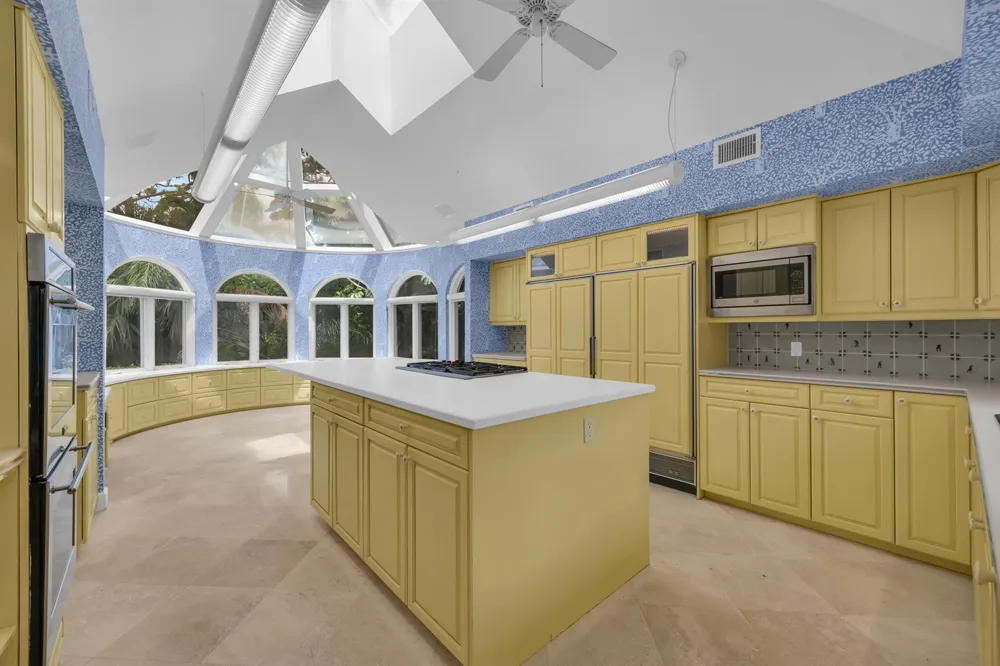 7107 SE Golfhouse Drive Hobe Sound, FL 33455