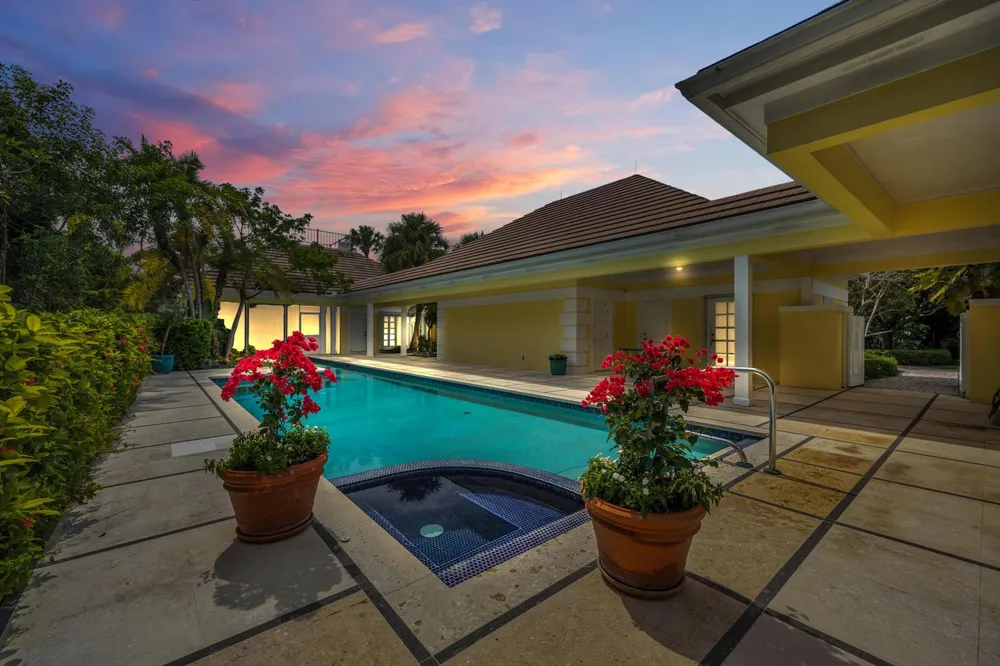 7107 SE Golfhouse Drive Hobe Sound, FL 33455