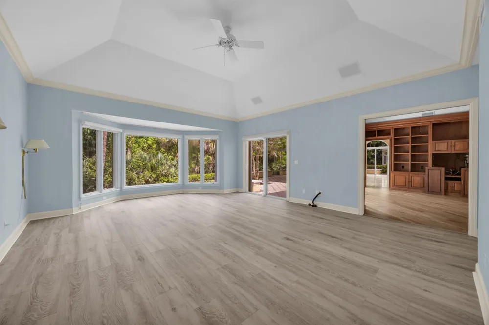 7107 SE Golfhouse Drive Hobe Sound, FL 33455