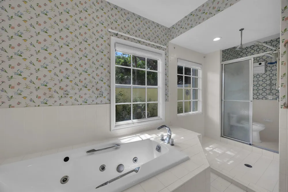 7107 SE Golfhouse Drive Hobe Sound, FL 33455