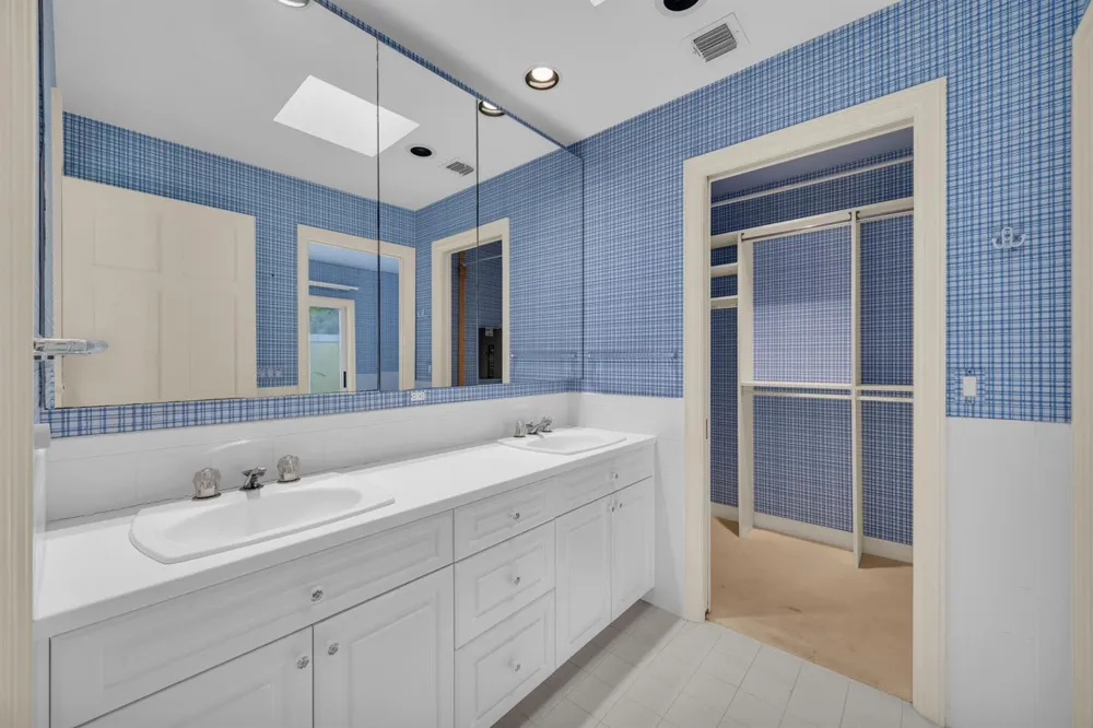 7107 SE Golfhouse Drive Hobe Sound, FL 33455