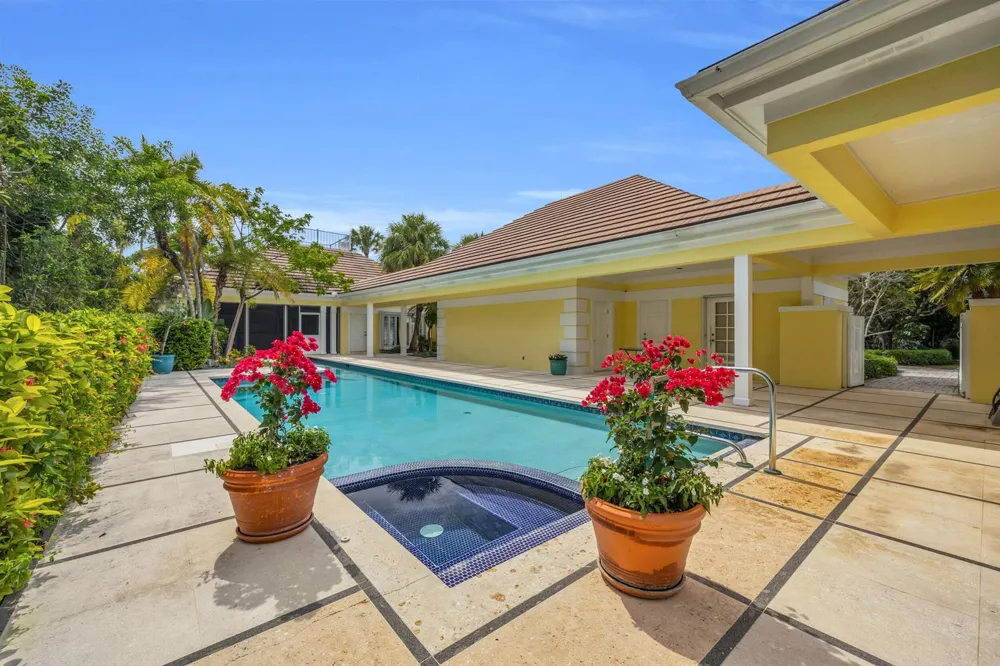 7107 SE Golfhouse Drive Hobe Sound, FL 33455