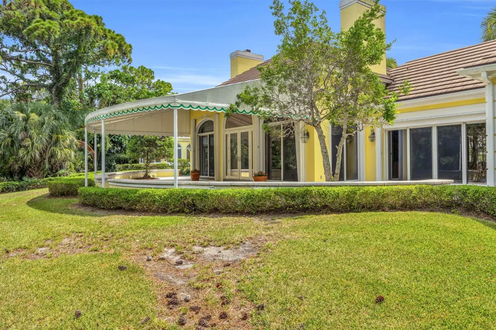 7107 SE Golfhouse Drive Hobe Sound, FL 33455