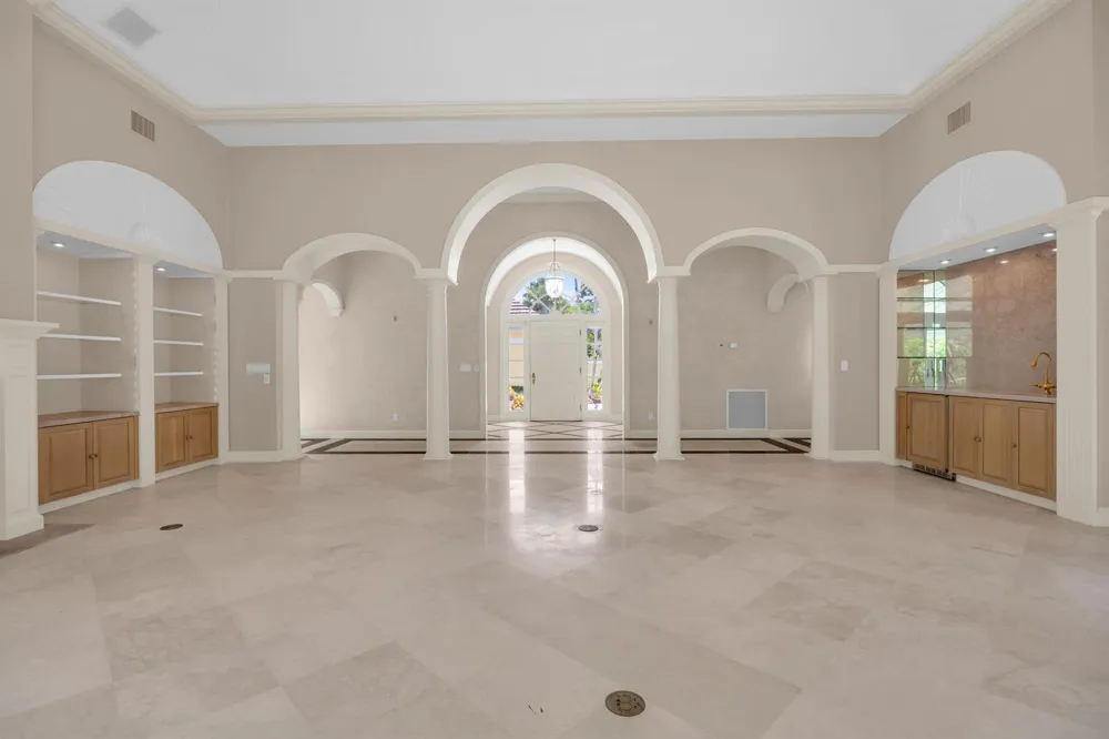 7107 SE Golfhouse Drive Hobe Sound, FL 33455