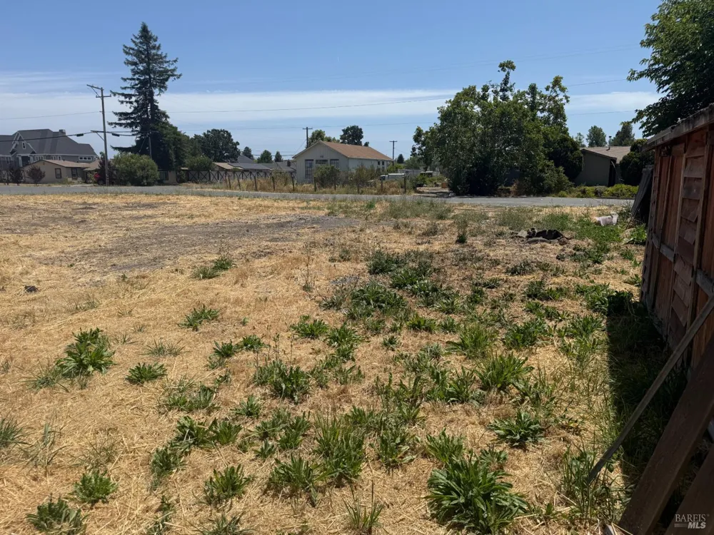 3805 Elwin Lane Santa Rosa, CA 95403