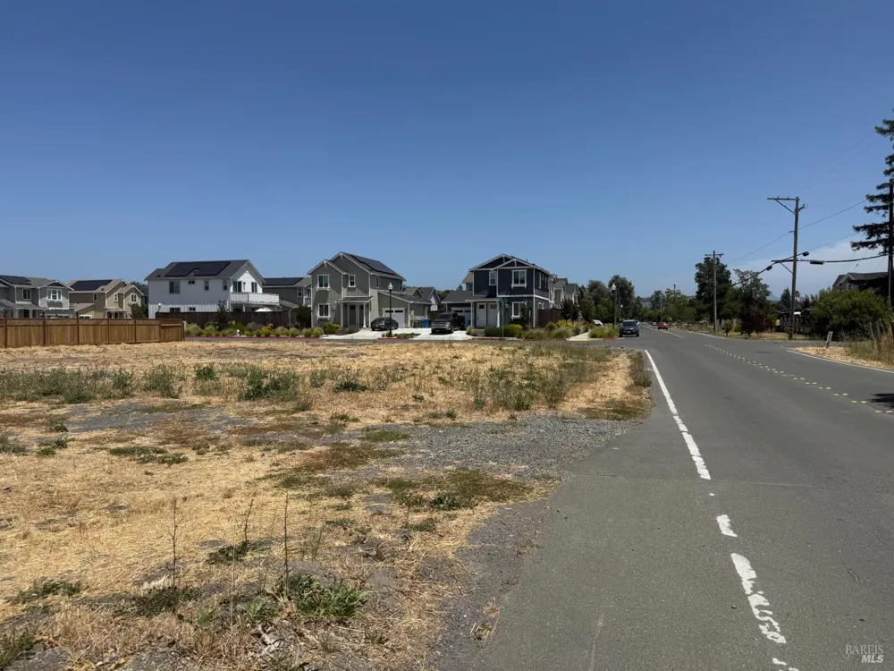 3805 Elwin Lane Santa Rosa, CA 95403