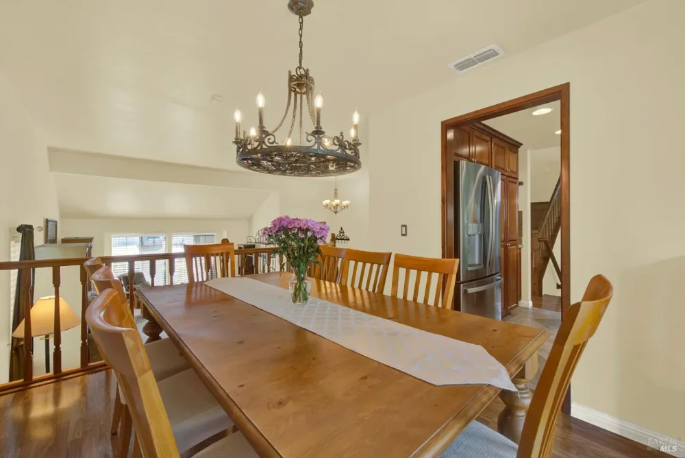 212 Wrentham Drive Vacaville, CA 95688