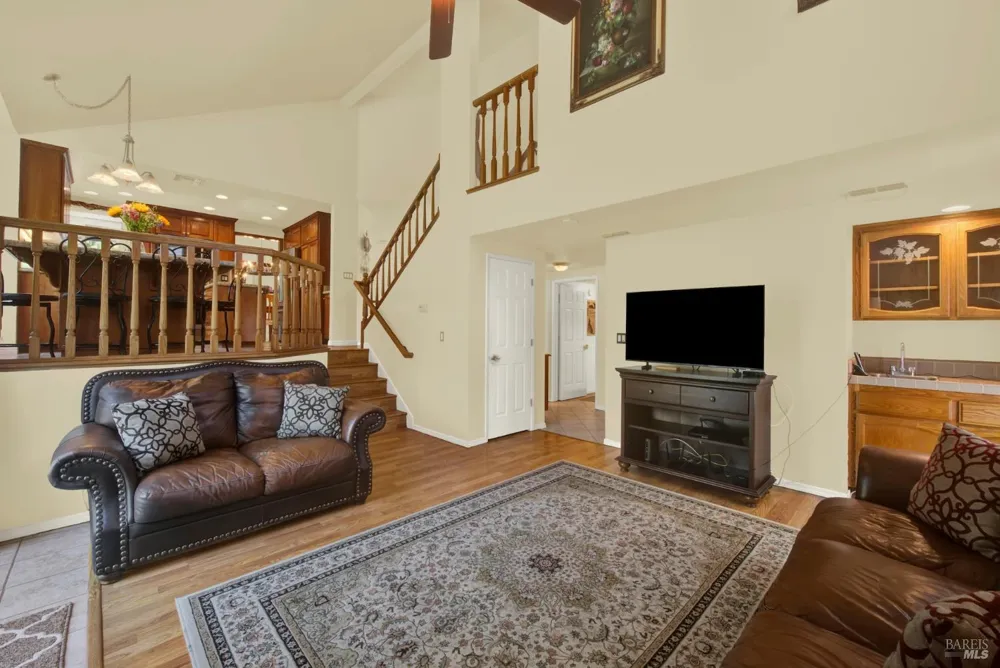 212 Wrentham Drive Vacaville, CA 95688