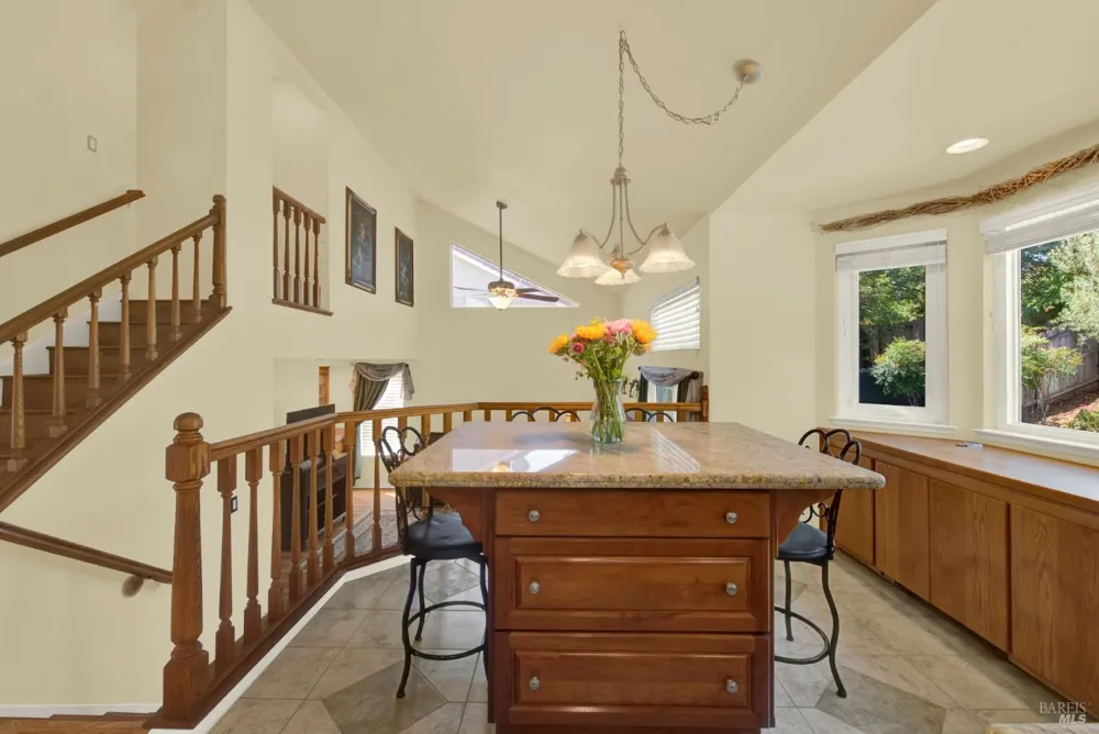 212 Wrentham Drive Vacaville, CA 95688