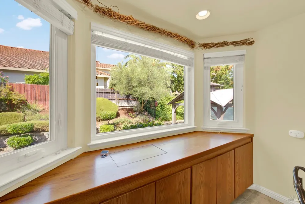 212 Wrentham Drive Vacaville, CA 95688