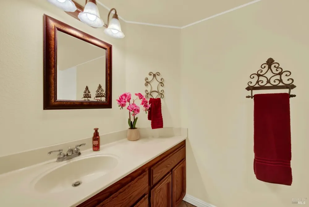 212 Wrentham Drive Vacaville, CA 95688