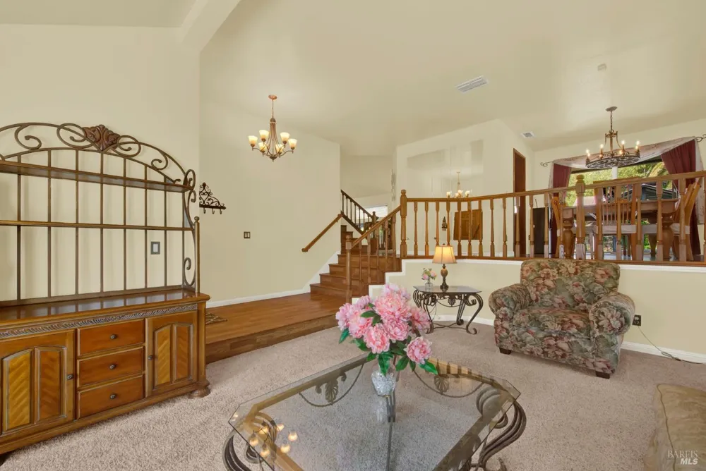 212 Wrentham Drive Vacaville, CA 95688